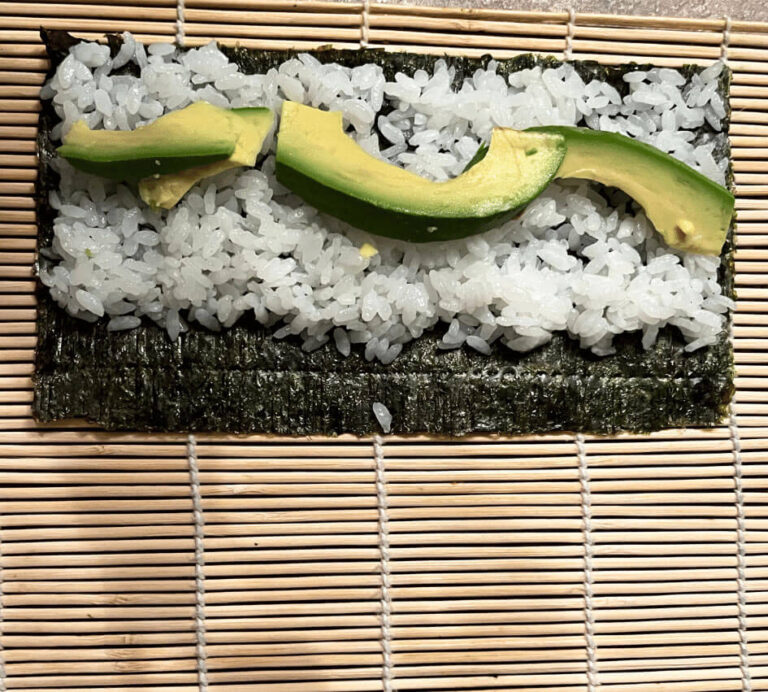 How To Make Hosomaki Sushi Thin Roll Rice To Roll