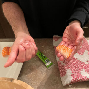 Making nigiri - salmon